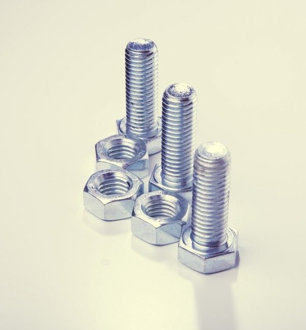 zinc plated bolts and nuts